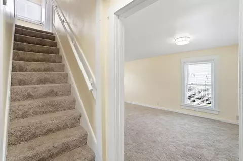 Entry Way - 2015 Clifton Ave, Springfield, OH 45505 photo 12 of 14