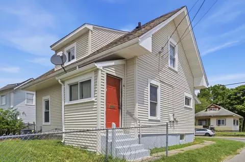 Exterior - 2015 Clifton Ave, Springfield, OH 45505 photo 7 of 12