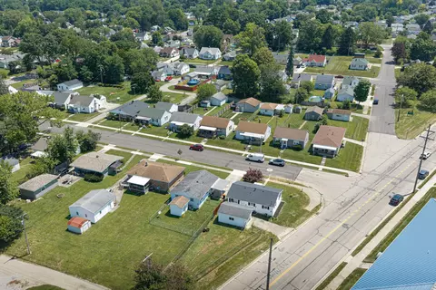 653 S Douglas Ave, Springfield, OH 45505 photo 23