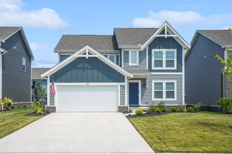 1034 Queen Bee Pl, Grove City, OH 43123