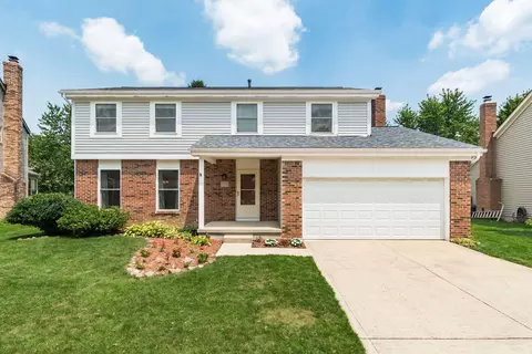 830 Summertree Ln, Westerville, OH 43081