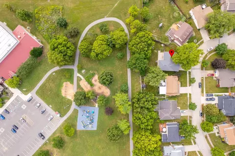 View/Area - 2805 Shellwick Ct, Columbus, OH 43235 photo 6 of 8