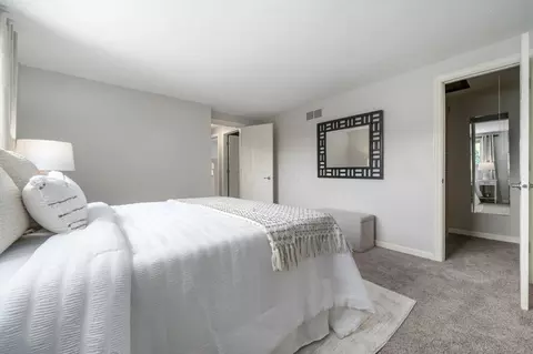 Bedroom - 2805 Shellwick Ct, Columbus, OH 43235 photo 4 of 11