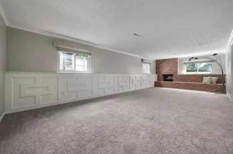 Living - 2805 Shellwick Ct, Columbus, OH 43235 photo 5 of 9