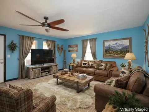 Living - 731 Silver St, Marion, OH 43302 photo 1 of 1