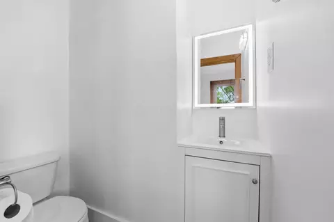 Bath - 486 E Weber Rd, Columbus, OH 43202 photo 1 of 3