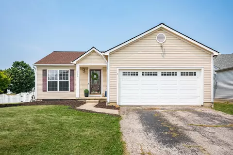 Exterior - 926 Robmeyer Dr, Columbus, OH 43207 photo 2 of 13