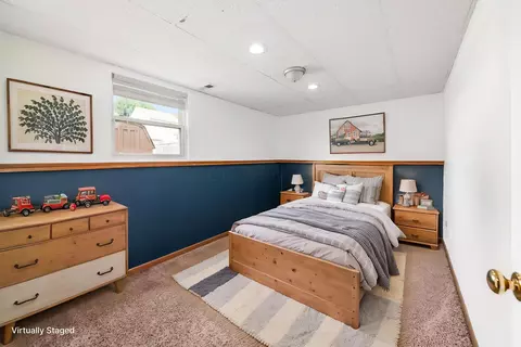 Bedroom - 926 Robmeyer Dr, Columbus, OH 43207 photo 4 of 6