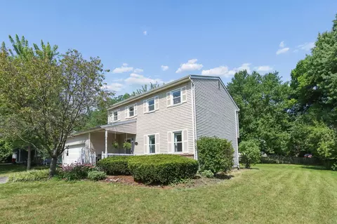 11766 Kennington Sq W, Pickerington, OH 43147