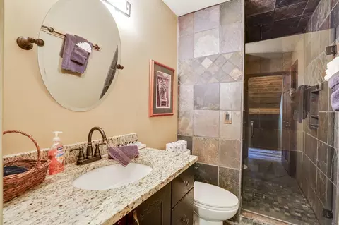 Bath - 9789 Bauer Rd, Logan, OH 43138 photo 4 of 5