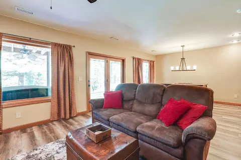 Living - 9789 Bauer Rd, Logan, OH 43138 photo 16 of 18