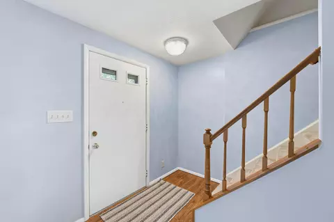 Entry Way - 3015 Colony Ln, Springfield, OH 45503 photo 2 of 3