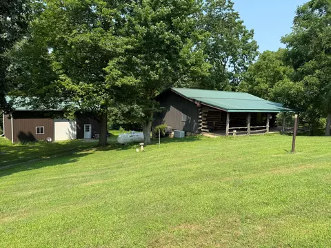 7405 Young Rd, Adamsville, OH 43802