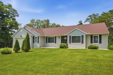 228 Jones Ave SW, Pataskala, OH 43062