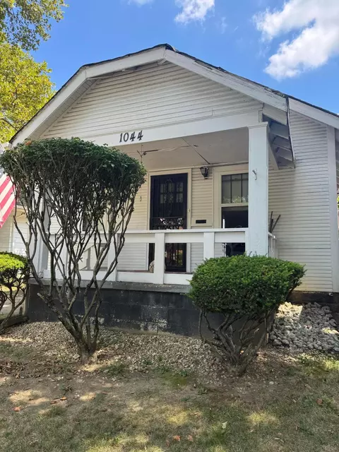 1044 Seymour Ave, Columbus, OH 43206