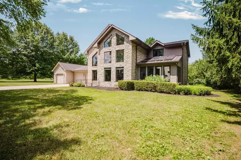 4111 Curve Rd, Delaware, OH 43015
