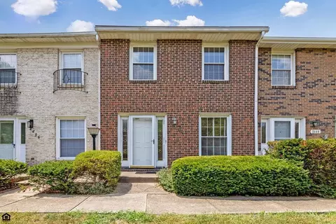 2438 Hardesty Dr S, Columbus, OH 43204