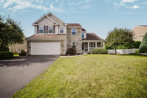 1943 Caplinger Dr, Grove City, OH 43123