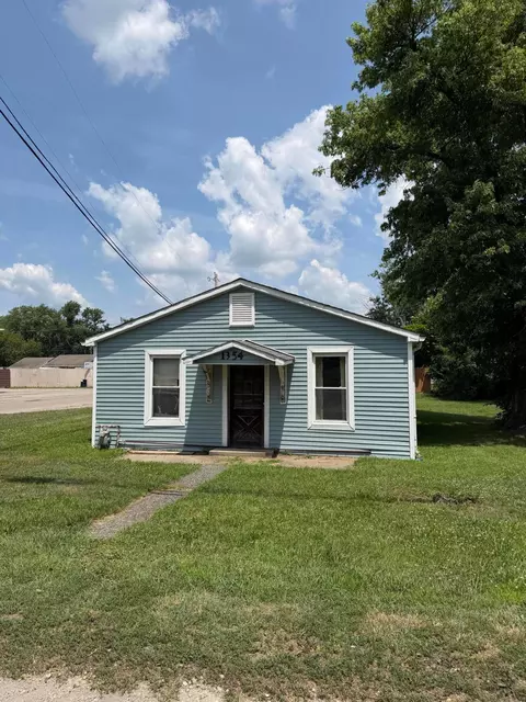 1354 N North St, Washington Court House, OH 43160