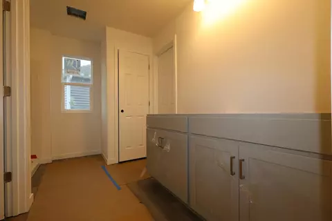 Entry Way - 1171 Brittany Dr, Delaware, OH 43015 photo 3 of 4