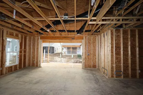 Entry Way - 4533 Corsican Loop E, Hilliard, OH 43026 photo 1 of 2