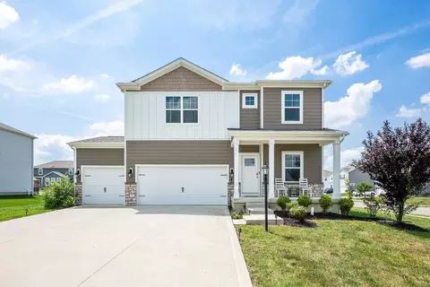 227 Carrowmoore Dr, Pickerington, OH 43147