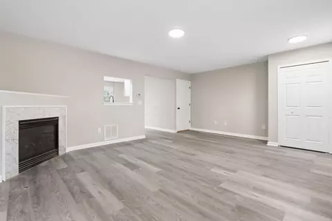 Living - 235 Haystack Ave, Pataskala, OH 43062 photo 5 of 5