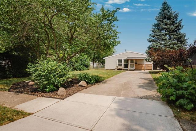 880 Mark Pl, Columbus, OH 43204