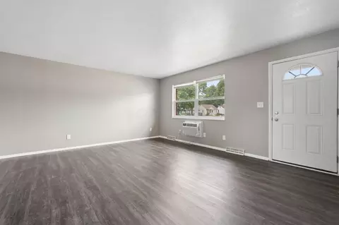4277 Wright Ave, Columbus, OH 43213 photo 9