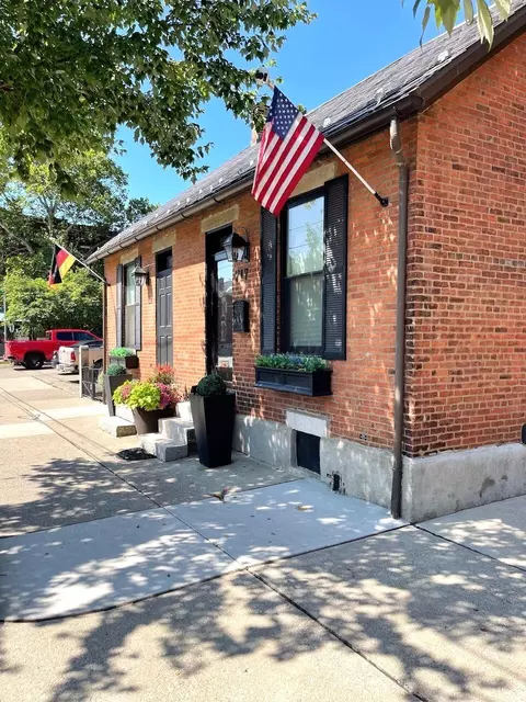 717 S 3rd St, Columbus, OH 43206