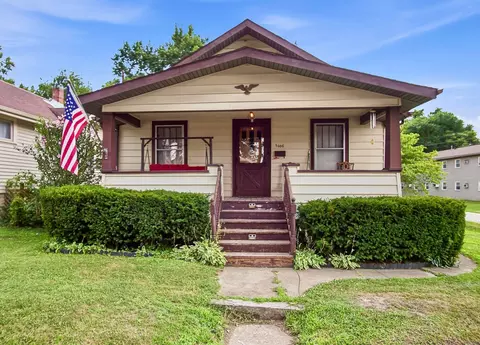 1006 Pershing Rd, Zanesville, OH 43701