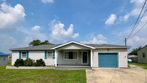 138 Adams Dr, Washington Court House, OH 43160