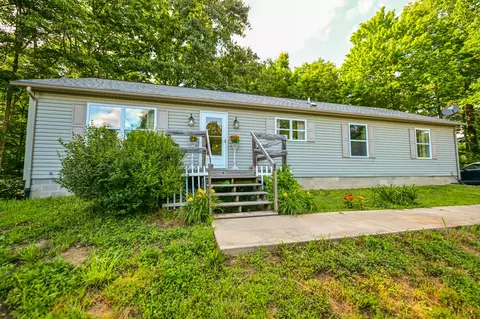 39088 Mcdaniel Rd, Nelsonville, OH 45764