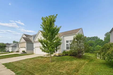 Exterior - 1751 Declaration Dr W, Lancaster, OH 43130 photo 5 of 7
