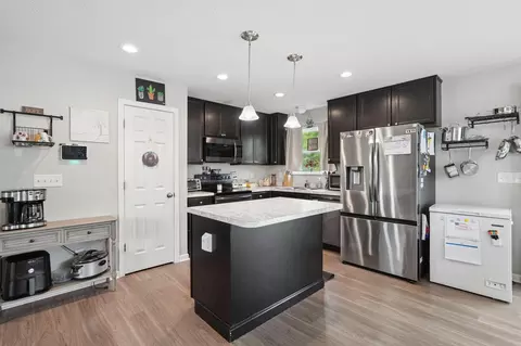 Kitchen - 1751 Declaration Dr W, Lancaster, OH 43130 photo 1 of 4
