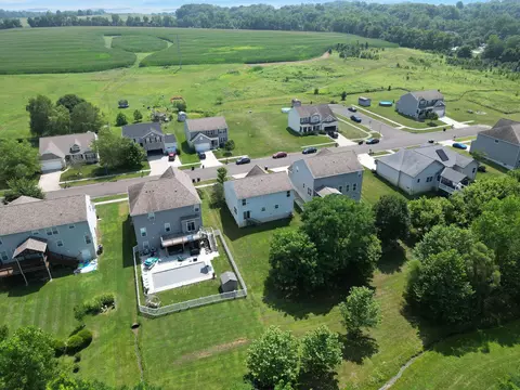 View/Area - 1751 Declaration Dr W, Lancaster, OH 43130 photo 5 of 7