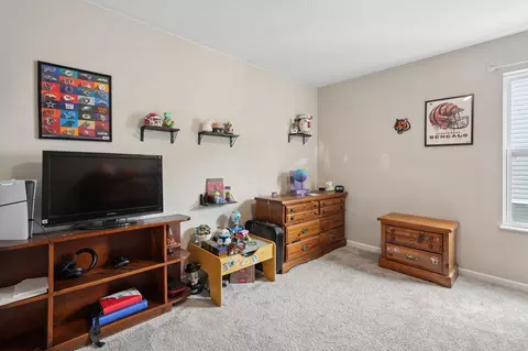 Bedroom - 1751 Declaration Dr W, Lancaster, OH 43130 photo 7 of 8