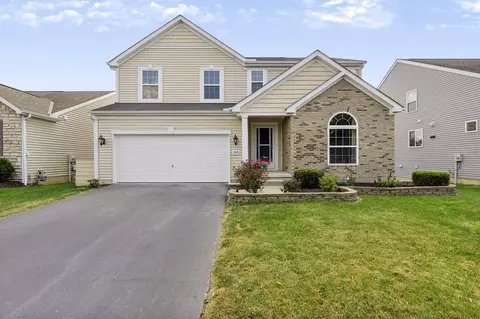 299 Dovetail Dr, Lewis Center, OH 43035