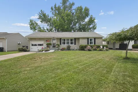 Exterior - 1735 Wacker Dr, Lancaster, OH 43130 photo 2 of 11