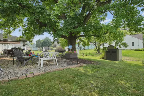 Exterior - 1735 Wacker Dr, Lancaster, OH 43130 photo 9 of 11