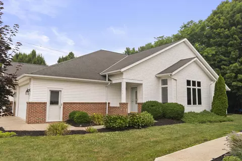 Exterior - 103 Dixon St, Edison, OH 43320 photo 1 of 8