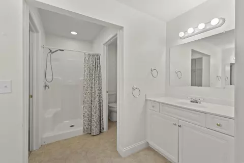 Bath - 103 Dixon St, Edison, OH 43320 photo 2 of 4