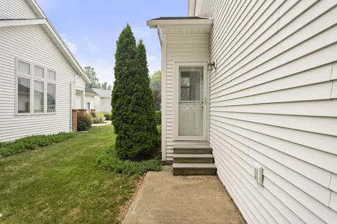 Exterior - 103 Dixon St, Edison, OH 43320 photo 8 of 8