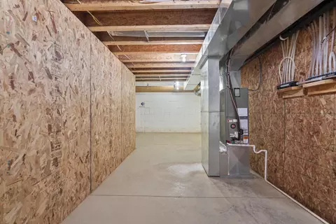 Entry Way - 103 Dixon St, Edison, OH 43320 photo 3 of 3