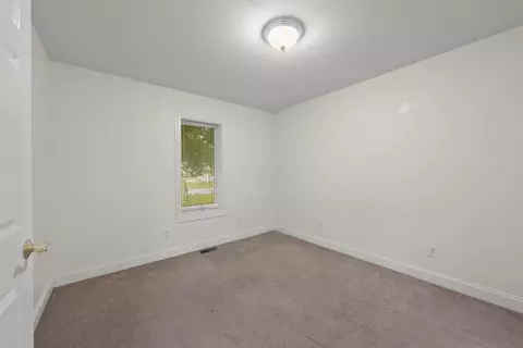 Bedroom - 103 Dixon St, Edison, OH 43320 photo 5 of 6
