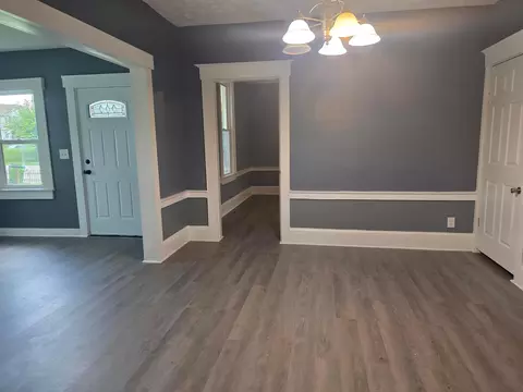 315 S Shaffer St, Springfield, OH 45506 photo 3