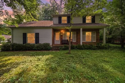 101 Rand Dr, Gambier, OH 43022