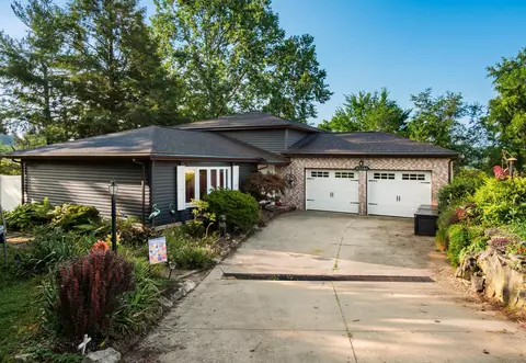 61380 Summit Rd, New Concord, OH 43762