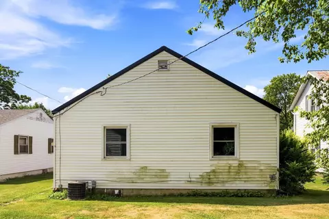 Exterior - 623 Cooper St, Kenton, OH 43326 photo 5 of 15