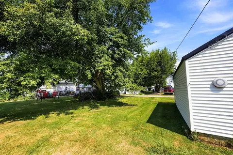 Exterior - 623 Cooper St, Kenton, OH 43326 photo 8 of 15